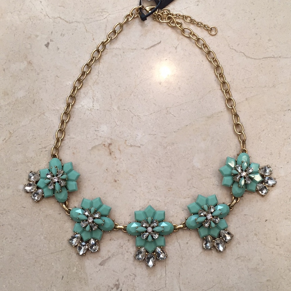 NWT JCrew Aqua & crystal necklace w/gold hardware